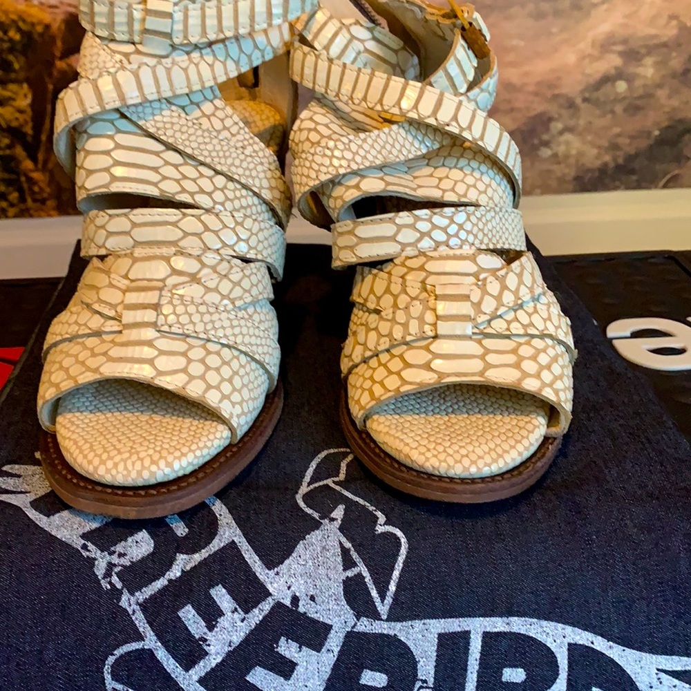 Freebird sandals